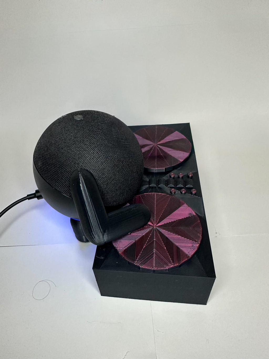 Echo dot stand