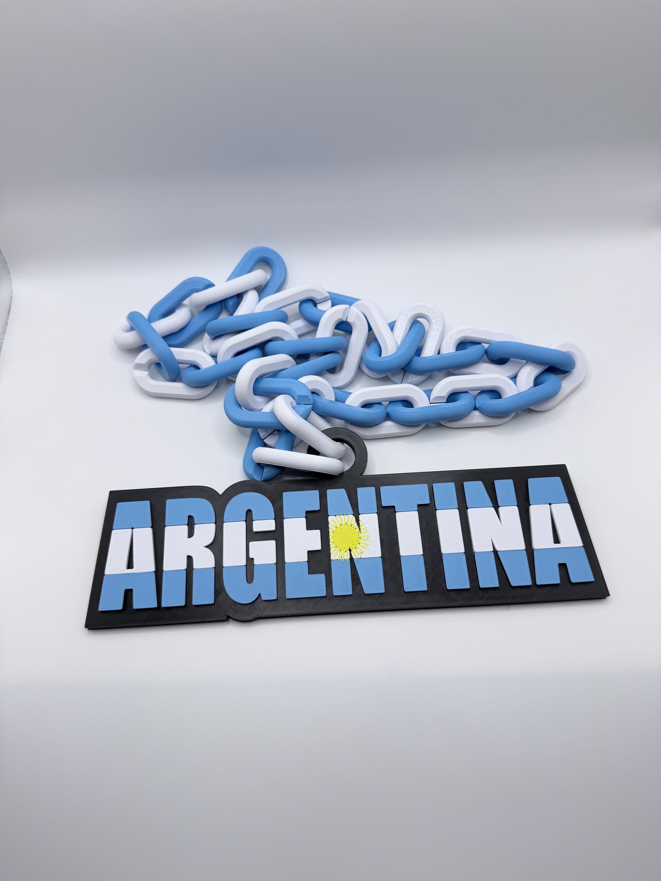 Oversized necklace with country flag colors