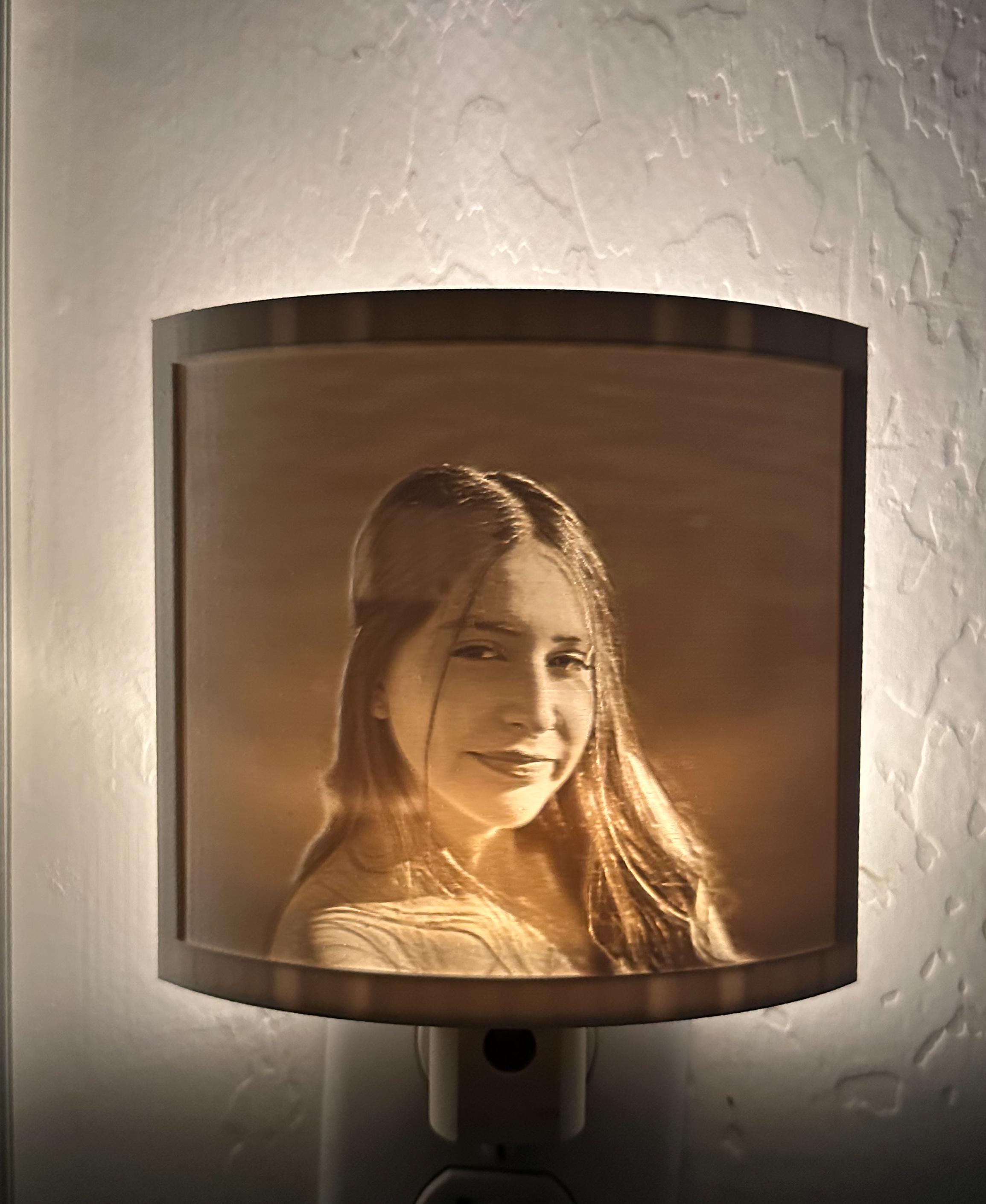 Personalized Photo Lithophane Night Light: 3D Printed PLA